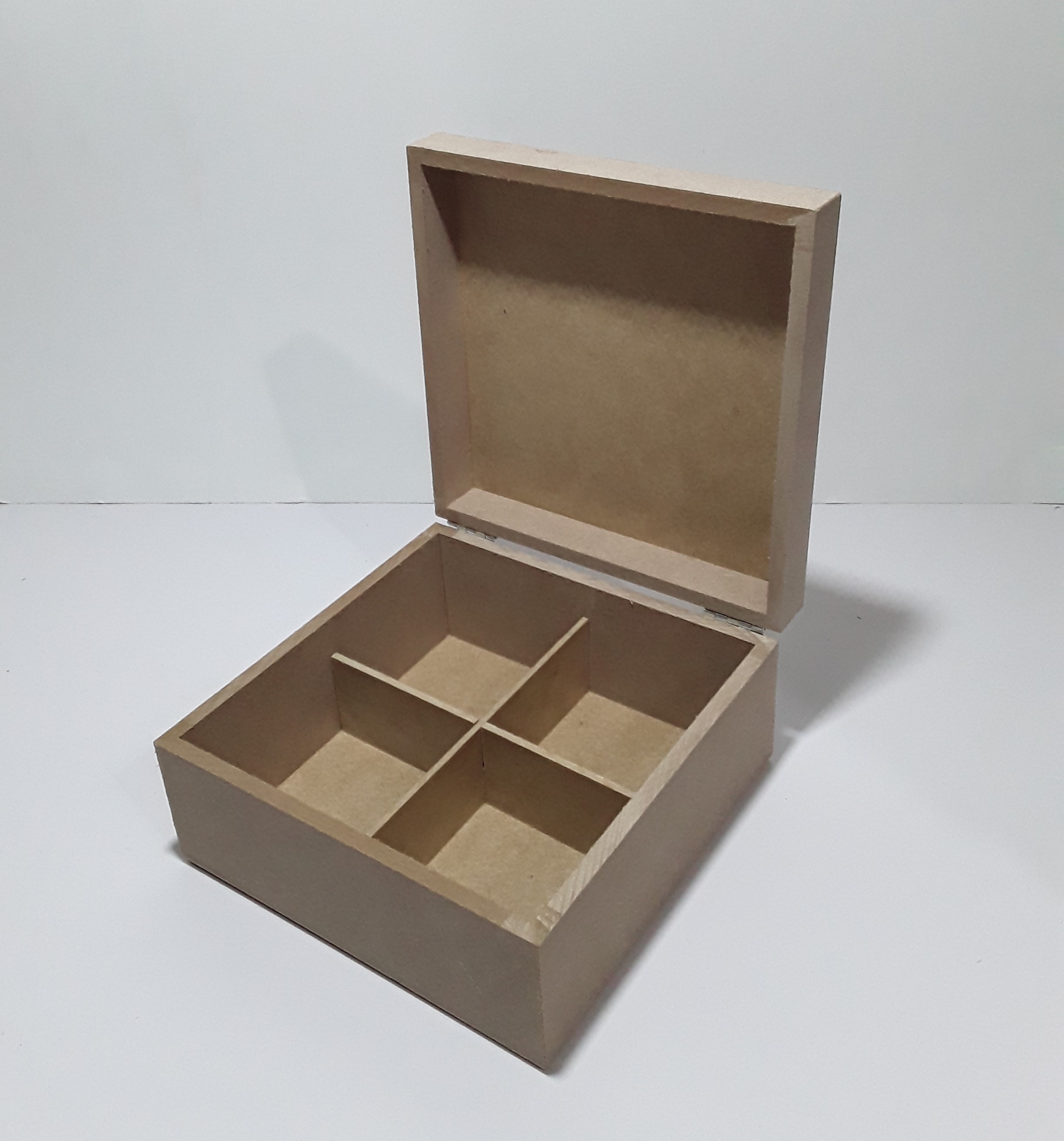 Caixa 16,5x16,5x8 c/ dobradiça